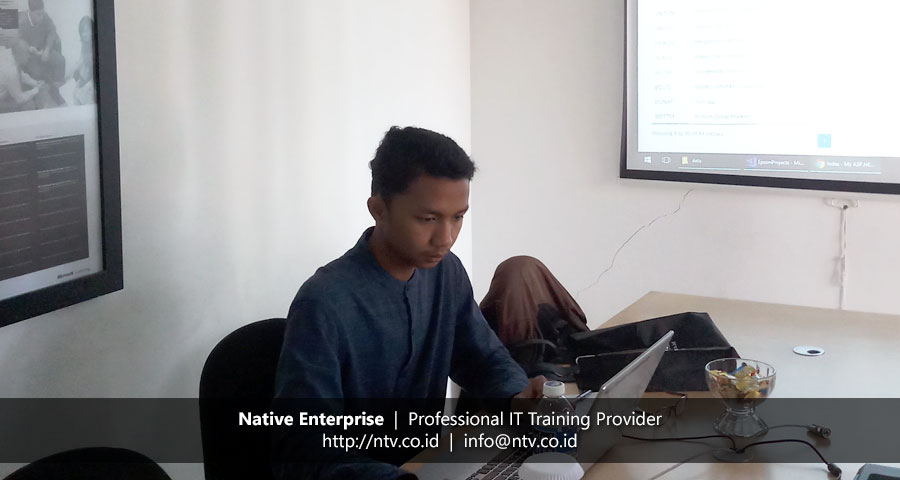 Training "Developing Web App using ASP.NET MVC" bersama Epson Batam